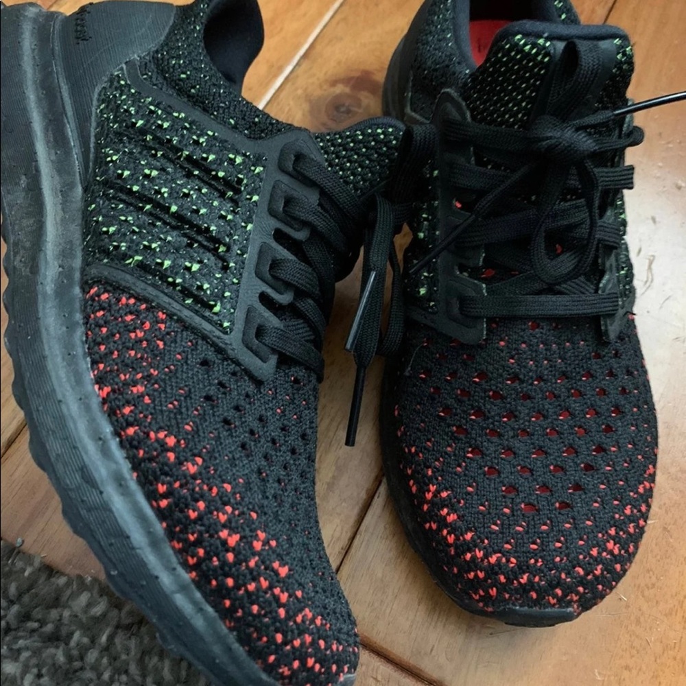 Youth adidas ultraboost clima j size 4